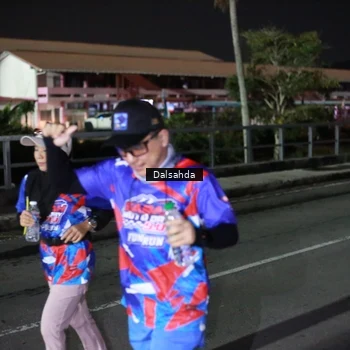 Runner Photo 6045796