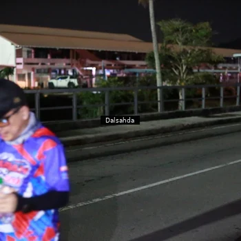 Runner Photo 6045801