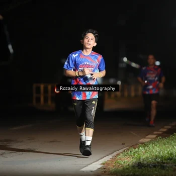 Runner Photo 6045811