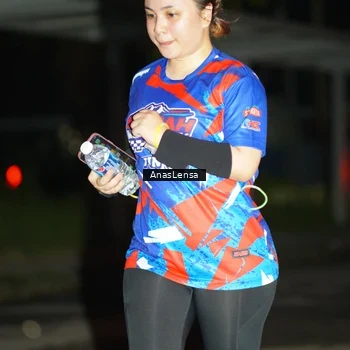 Runner Photo 6045842