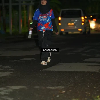 Runner Photo 6045866