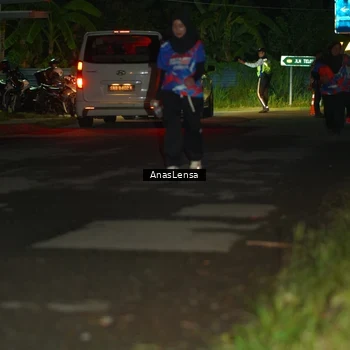Runner Photo 6045876