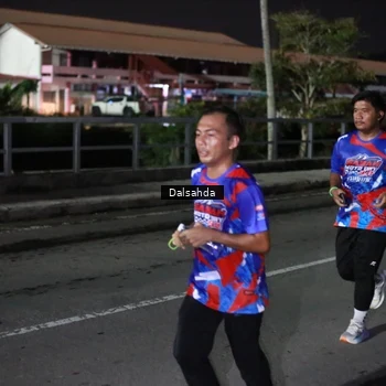 Runner Photo 6045890