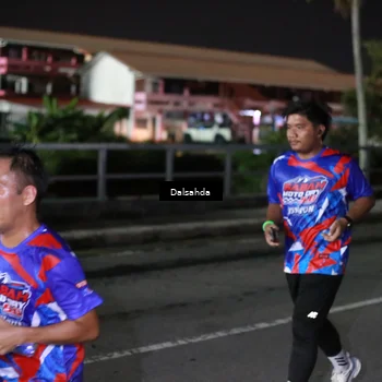 Runner Photo 6045897