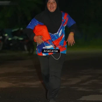 Runner Photo 6045907