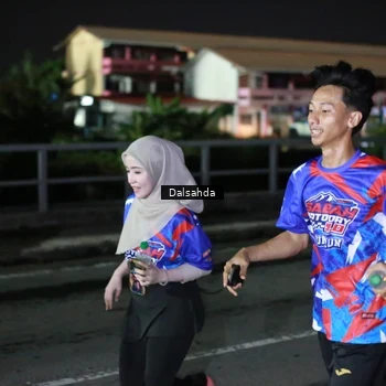 Runner Photo 6045918