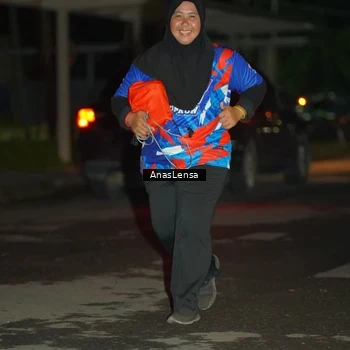 Runner Photo 6045972