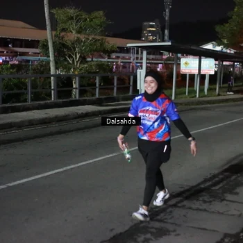 Runner Photo 6045979