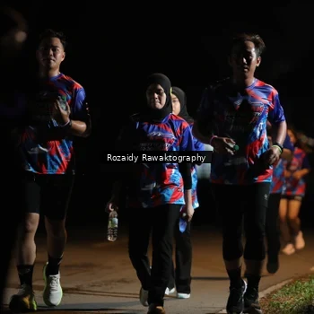Runner Photo 6046012