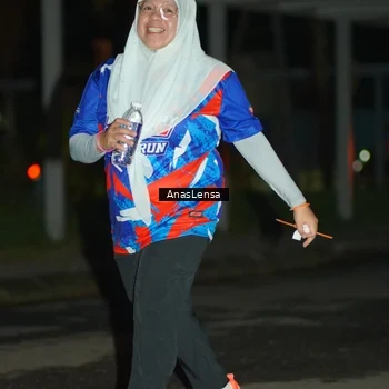 Runner Photo 6046021