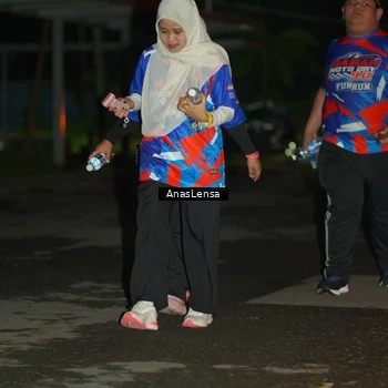 Runner Photo 6046040