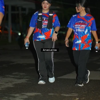 Runner Photo 6046044