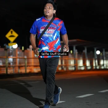 Runner Photo 6046053