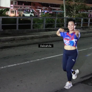 Runner Photo 6046054