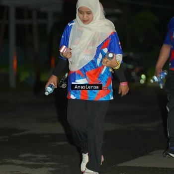 Runner Photo 6046055