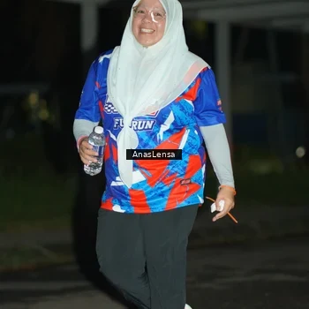 Runner Photo 6046056