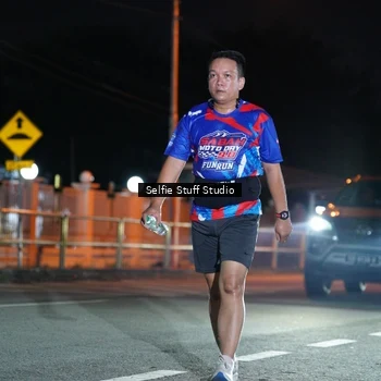 Runner Photo 6046058