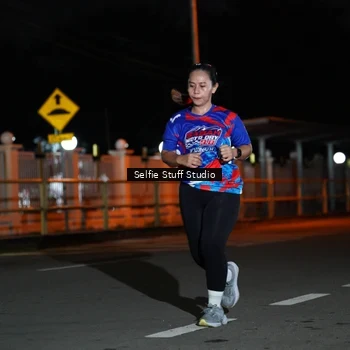 Runner Photo 6046059