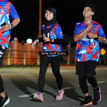 Runner Photo 6046067
