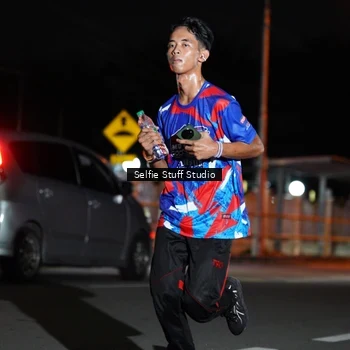 Runner Photo 6046069