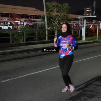 Runner Photo 6046082