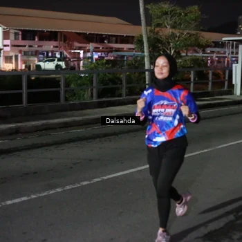 Runner Photo 6046089