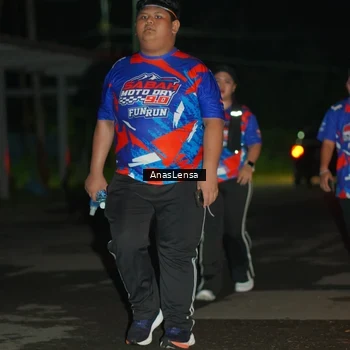 Runner Photo 6046100