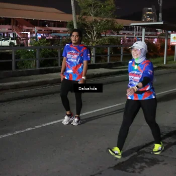 Runner Photo 6046119