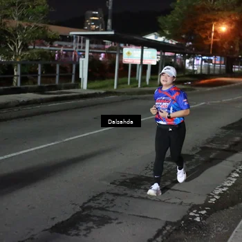 Runner Photo 6046150