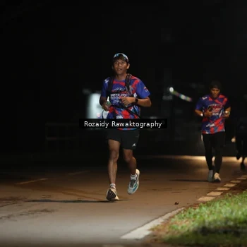 Runner Photo 6046177