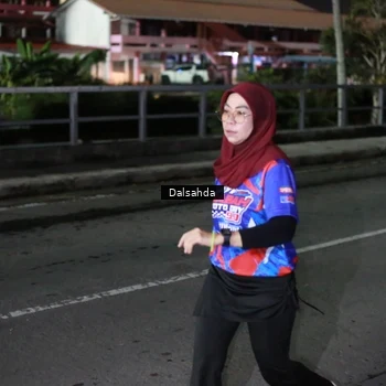 Runner Photo 6046219