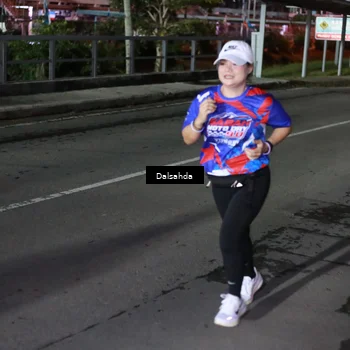 Runner Photo 6046225