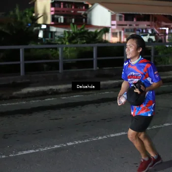 Runner Photo 6046246