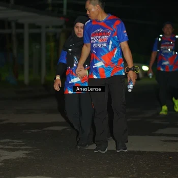 Runner Photo 6046263