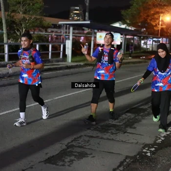 Runner Photo 6046271