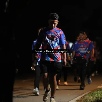 Runner Photo 6046275