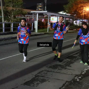 Runner Photo 6046276