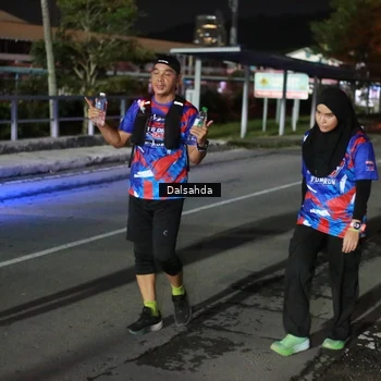 Runner Photo 6046292