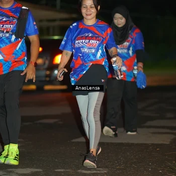 Runner Photo 6046309