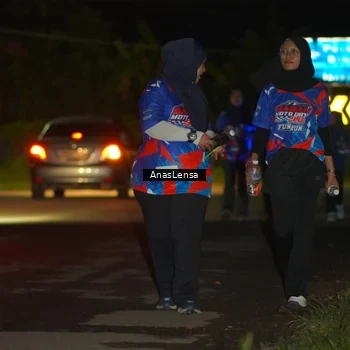 Runner Photo 6046381