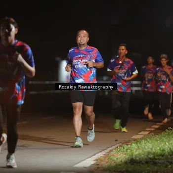 Runner Photo 6046385