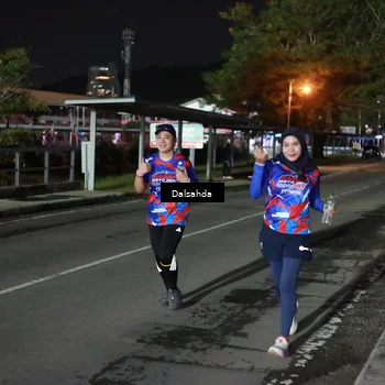 Runner Photo 6046425