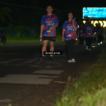 Runner Photo 6046574