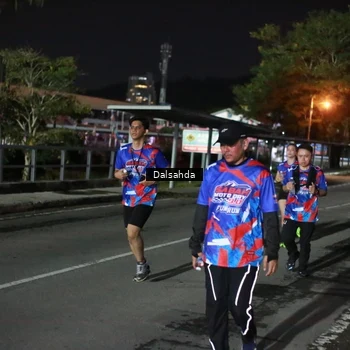 Runner Photo 6046589