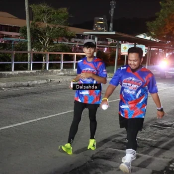 Runner Photo 6046654