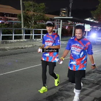 Runner Photo 6046658
