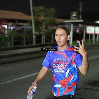 Runner Photo 6046664