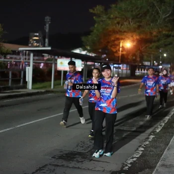 Runner Photo 6046690