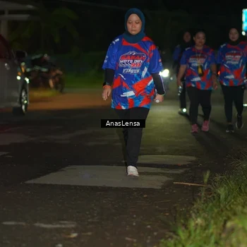 Runner Photo 6046706
