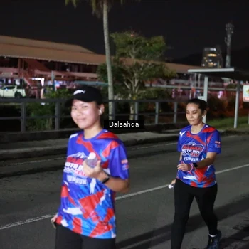 Runner Photo 6046722